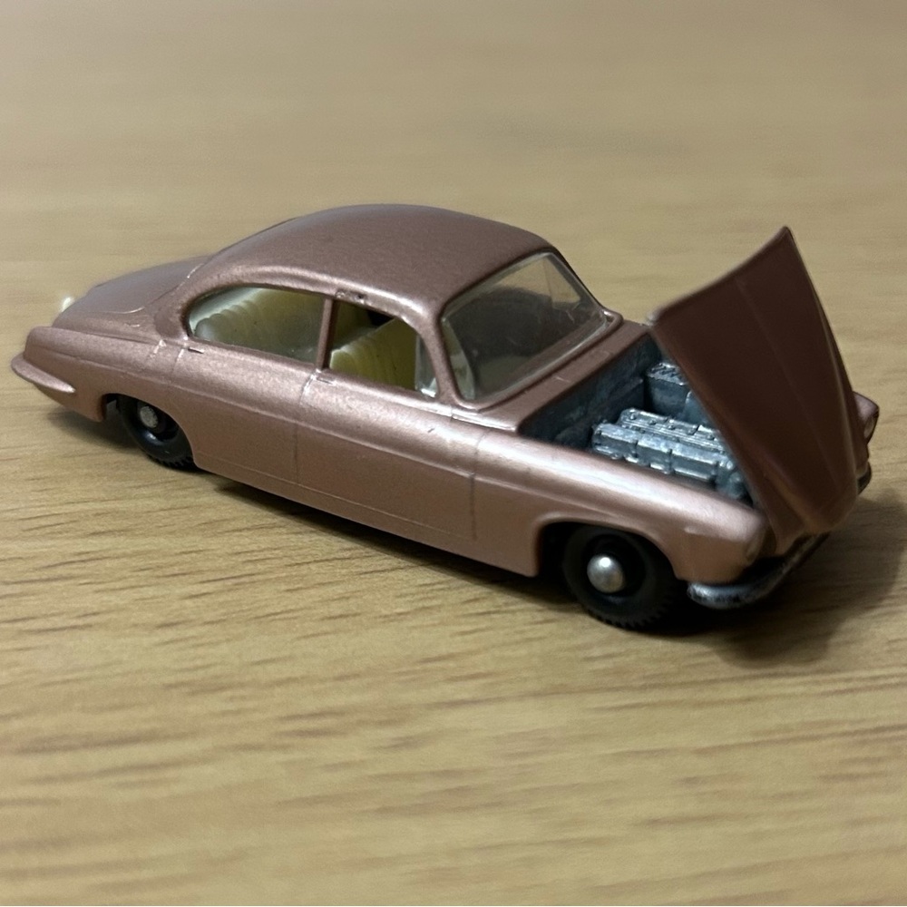 No 28 Mark 10 Jaguar Matchbox Car